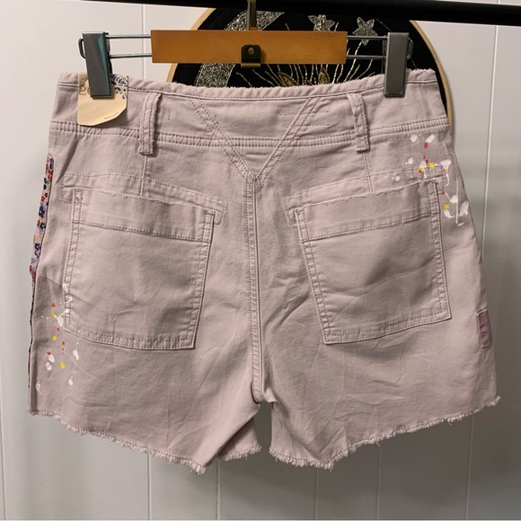 NWT Pilcro The Wanderer Shorts Lilac Purple Paint Splatter Patchwork OB1325588 - Picture 4 of 9